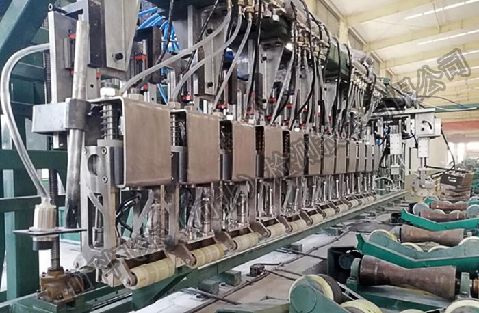 螺旋管探傷設(shè)備.jpg 螺旋管探傷設(shè)備.jpg